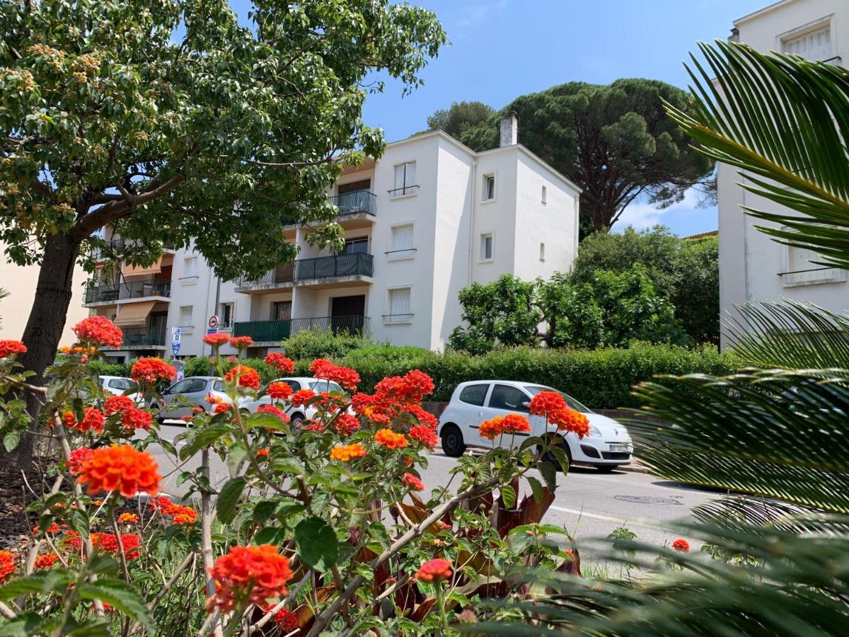 Cassis Village Options Parking And Baby Exterior photo